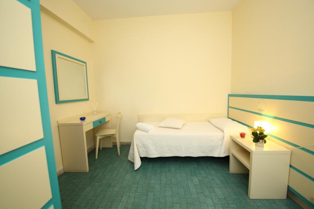 Hotel La Scogliera Cavi di Lavagna Buitenkant foto